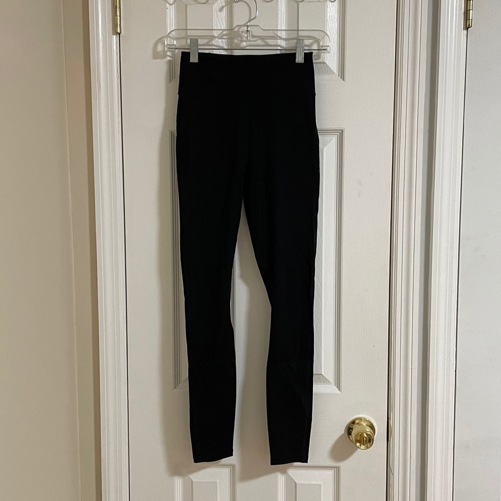 🌟SOLD🌟Fabeltic legging